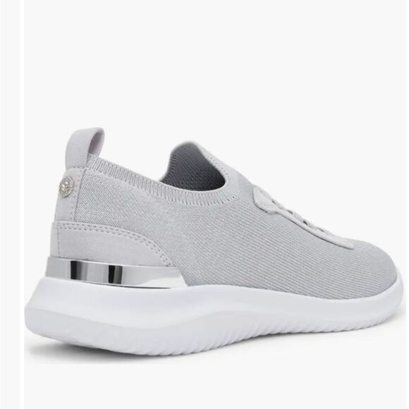 Modesty Sneaker (Women 6,5)Anne Klein - Picture 1 of 7